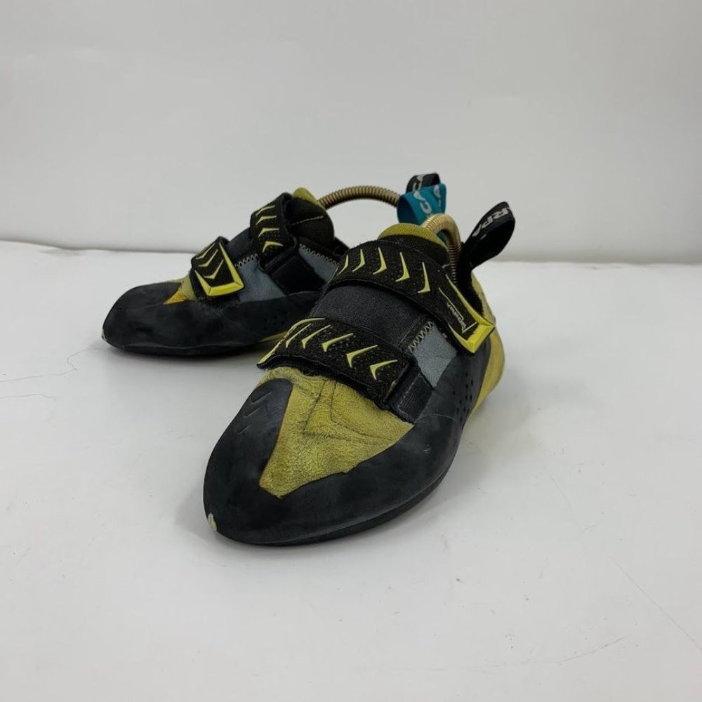 Scarpa Black and Yellow Climbing Shoes